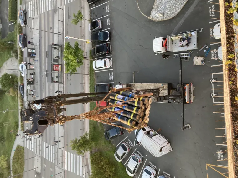 Approvisionnement de matériaux sur un immeuble de grande hauteur sur Anglet , Bayonne, GD Étanchéité