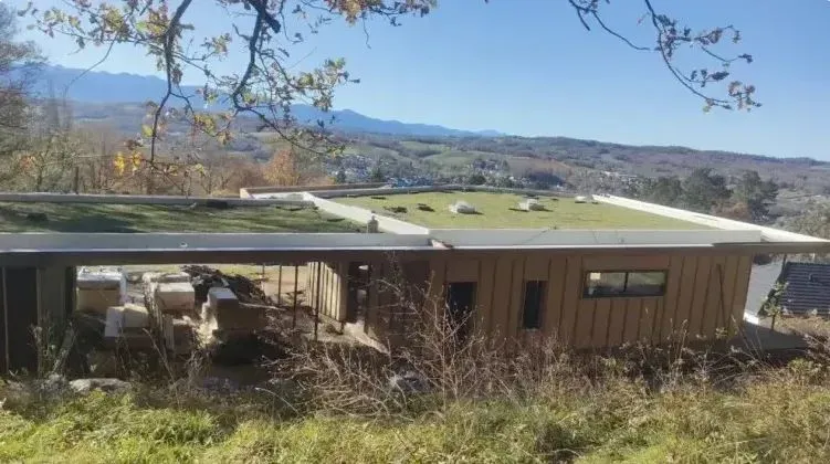 Maison d'architecte étanchée et végétalisée, avec vue sur les Pyrénées au Pays Basque, Bayonne, GD Étanchéité