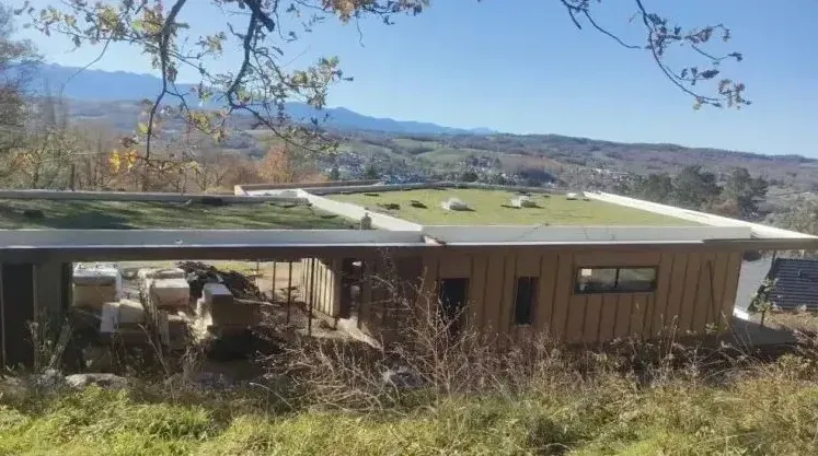 Maison d'architecte étanchée et végétalisée, avec vue sur les Pyrénées au Pays Basque, Bayonne, GD Étanchéité
